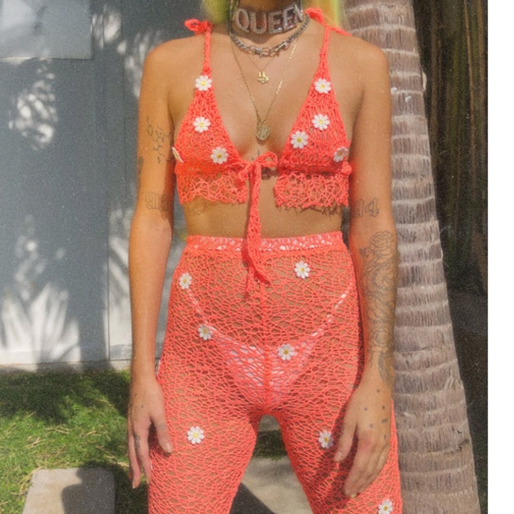 Crazy for Daisy's set